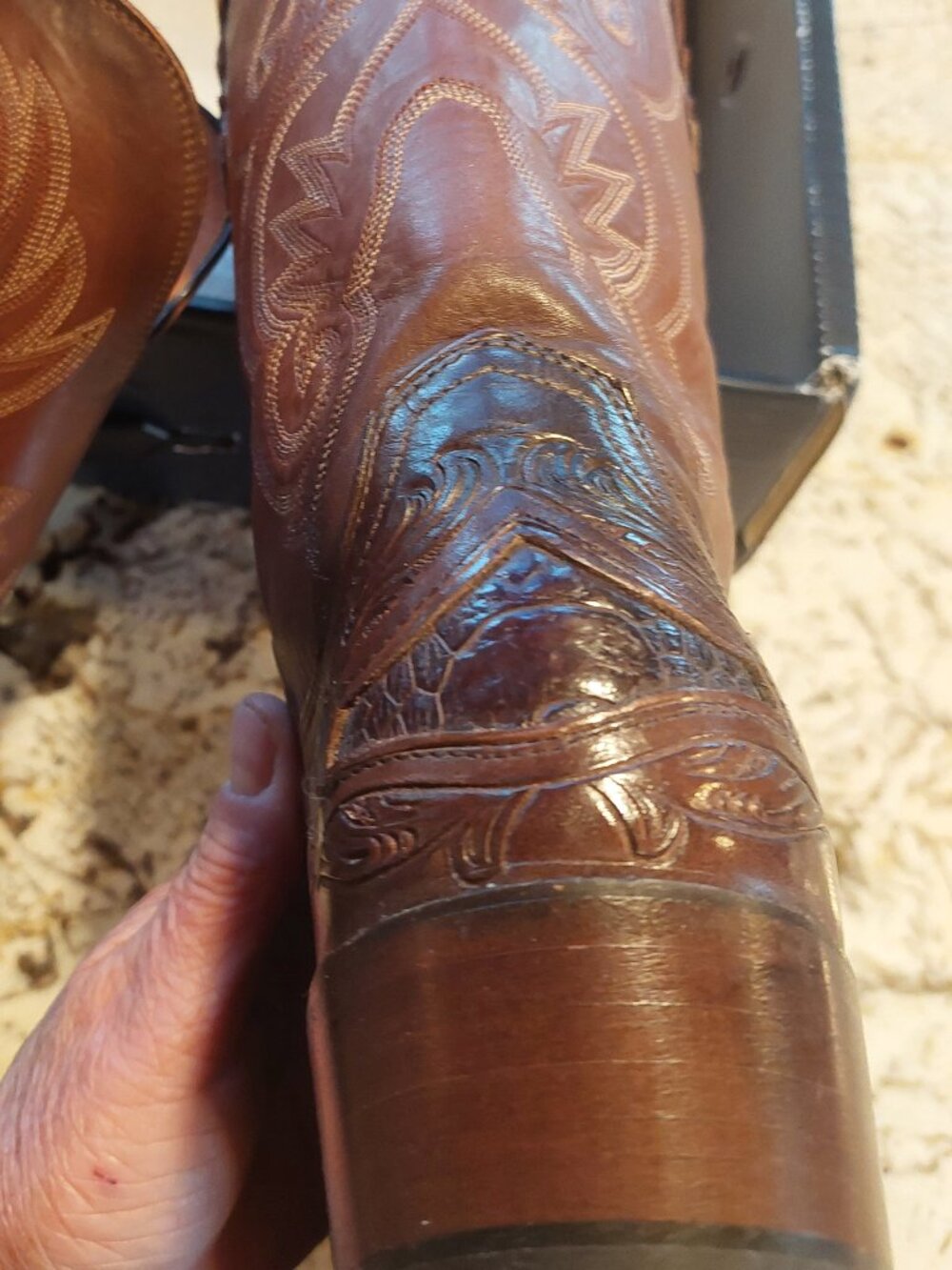 Lucchese Exotic and Tooled Women's Brown boots like new in box, worn once Sz 10b - Picture 10 of 16
